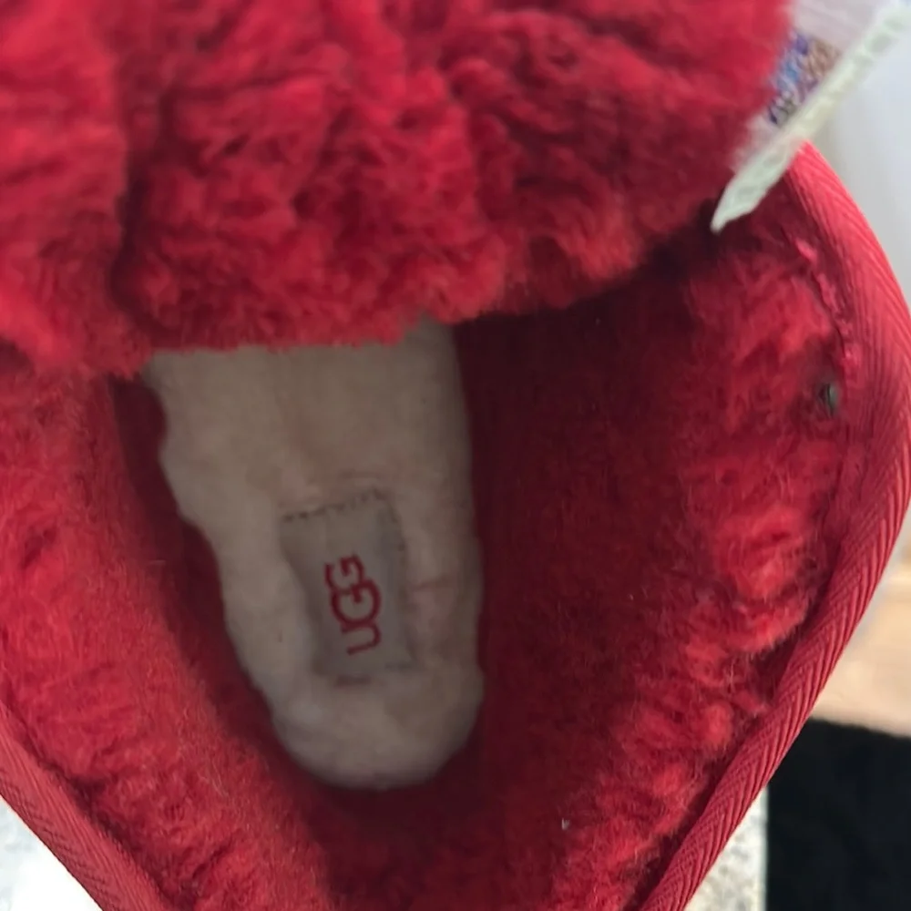 UGG Red Moccasin Shoes Plush Lining - Picture 10 of 13